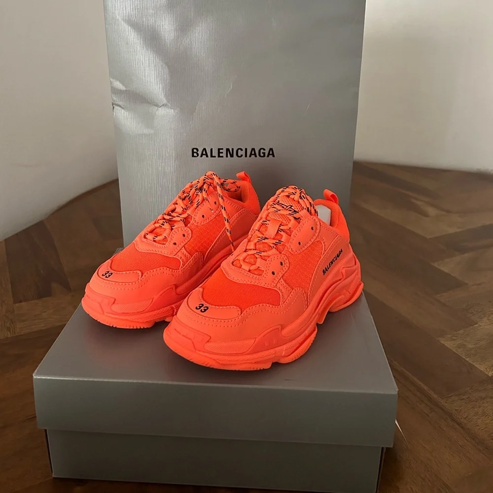 Balenciaga Kids Neon Orange Sneakers Size 33 EU 1.5 US - Picture 2 of 4